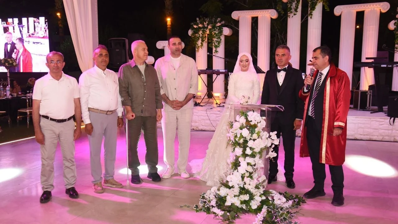 Muhtar Okyanus Dunya Evine Girdi 1