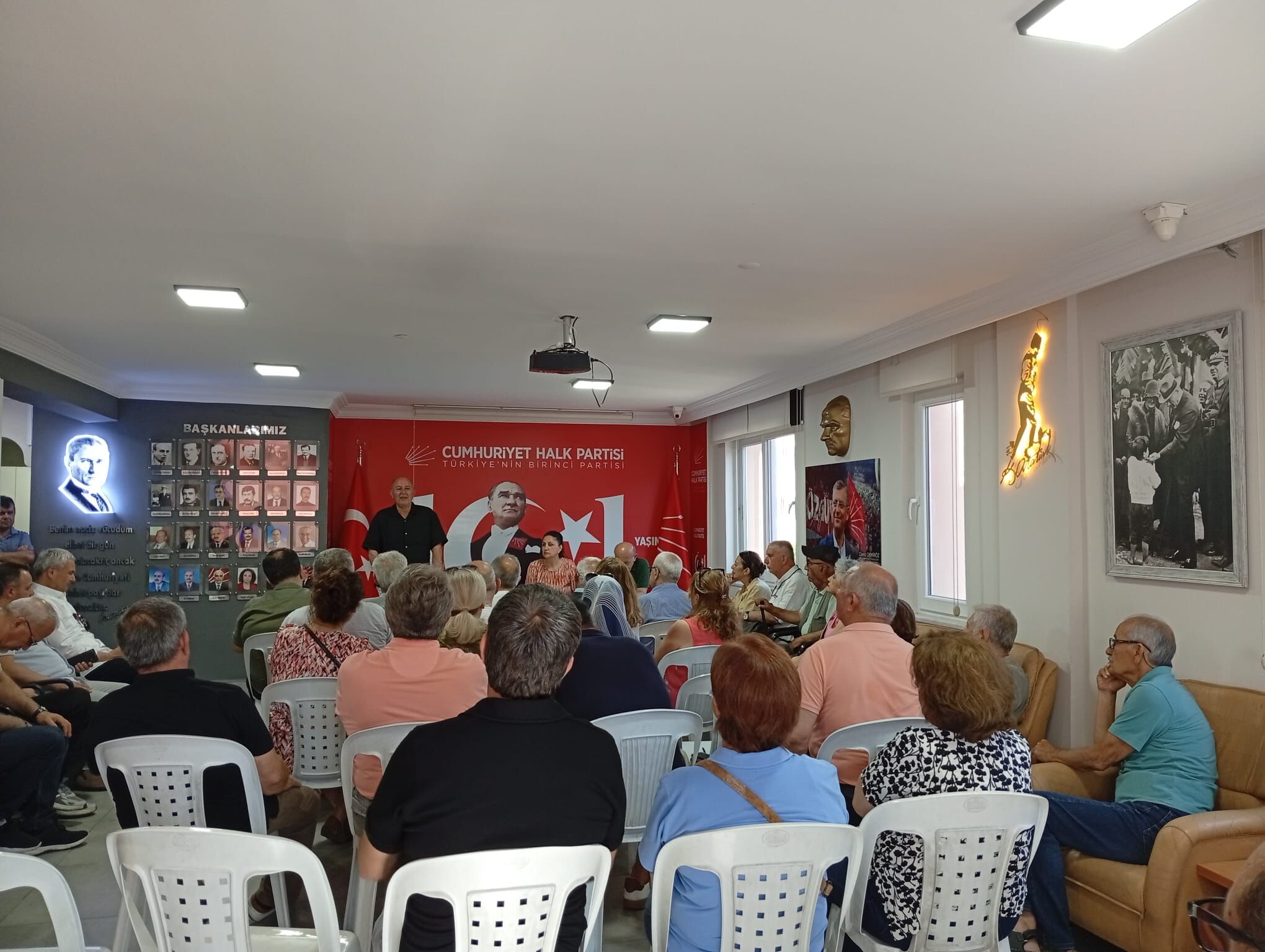 Alanya CHP'de birlik resti