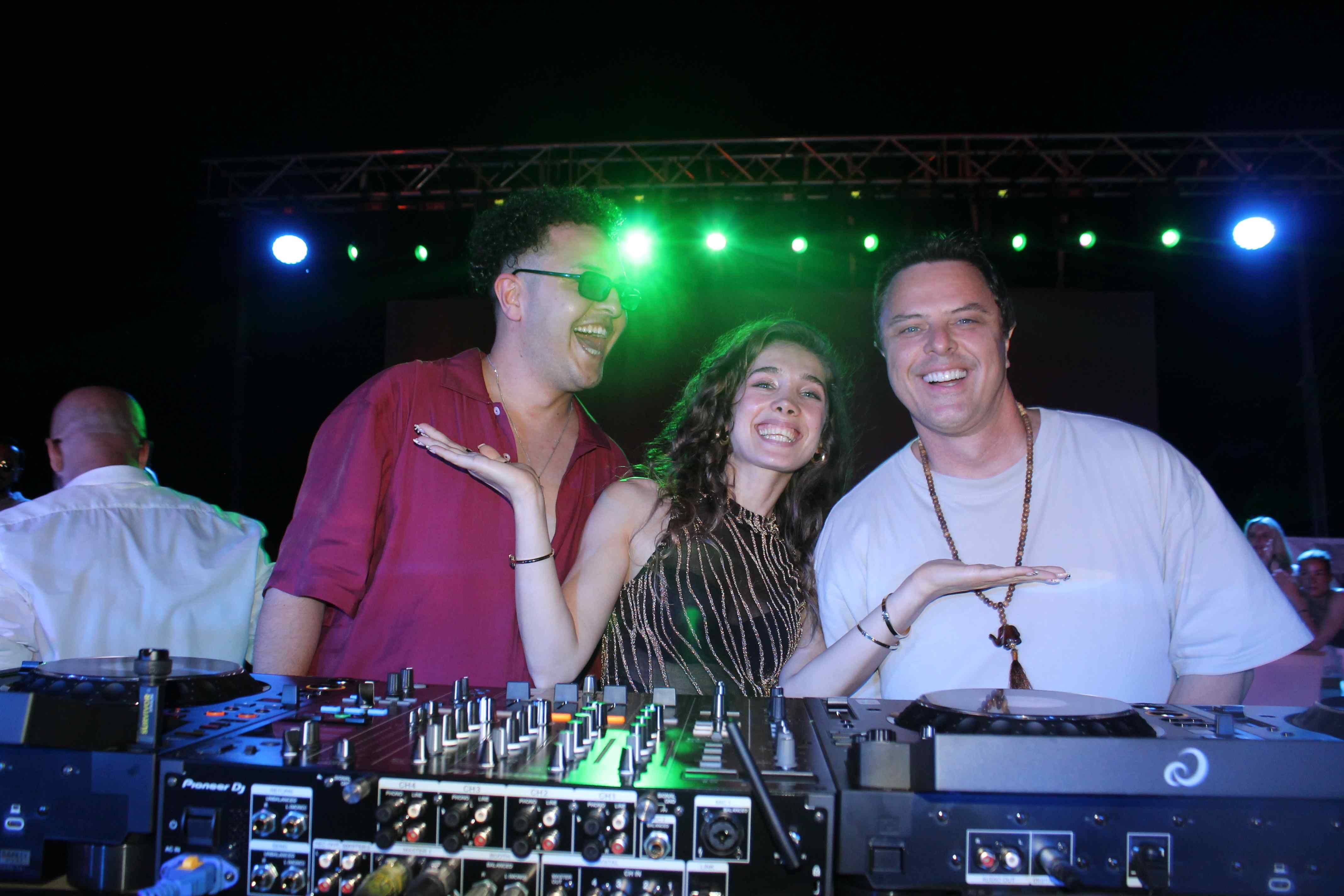 Vedi Kerem, Gwen De Lien Ve Markus Schulz-1
