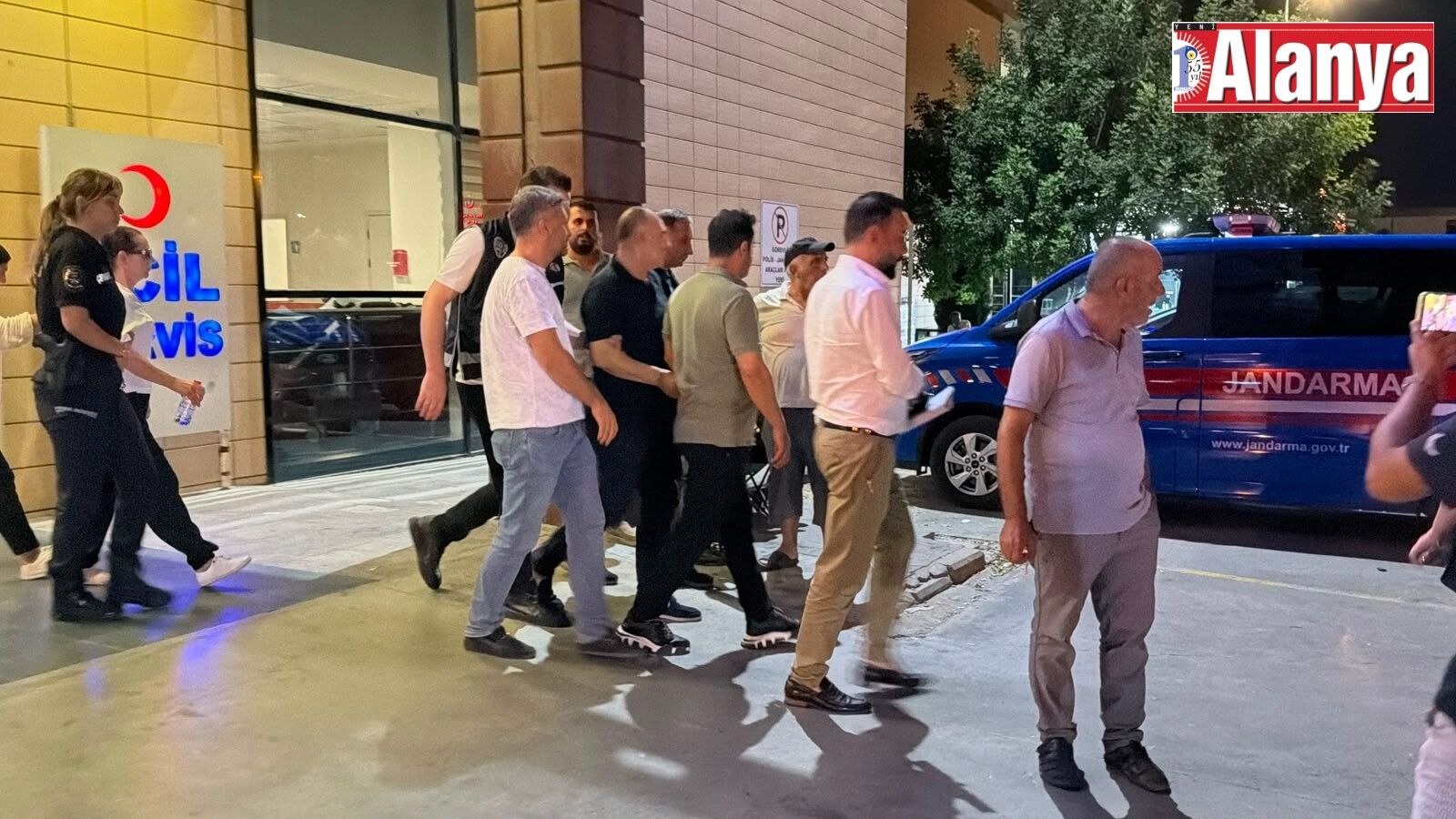 Adliye önünde güvenlik önlemleri