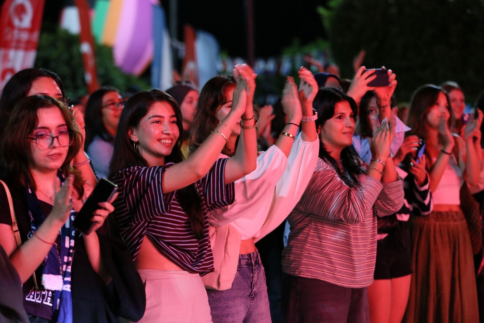 ALKÜ’de 3 gün süren festival coşkusu! Konserler ve renkli etkinliklerle unutulmaz şenlik