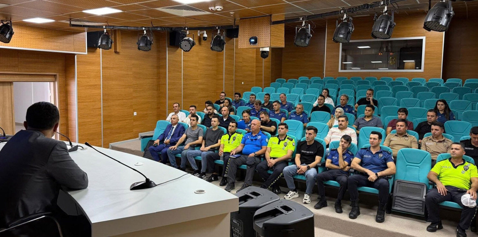 Antalya’da okullar için güvenlik seferberliği: 14 ilçede yeni planlama