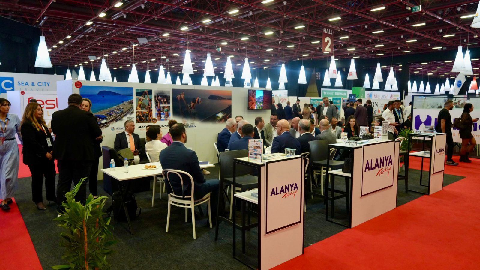 Alanya turizmde 2027 hedeflerine kilitlendi! Antalya Fuarı'nda dev buluşma