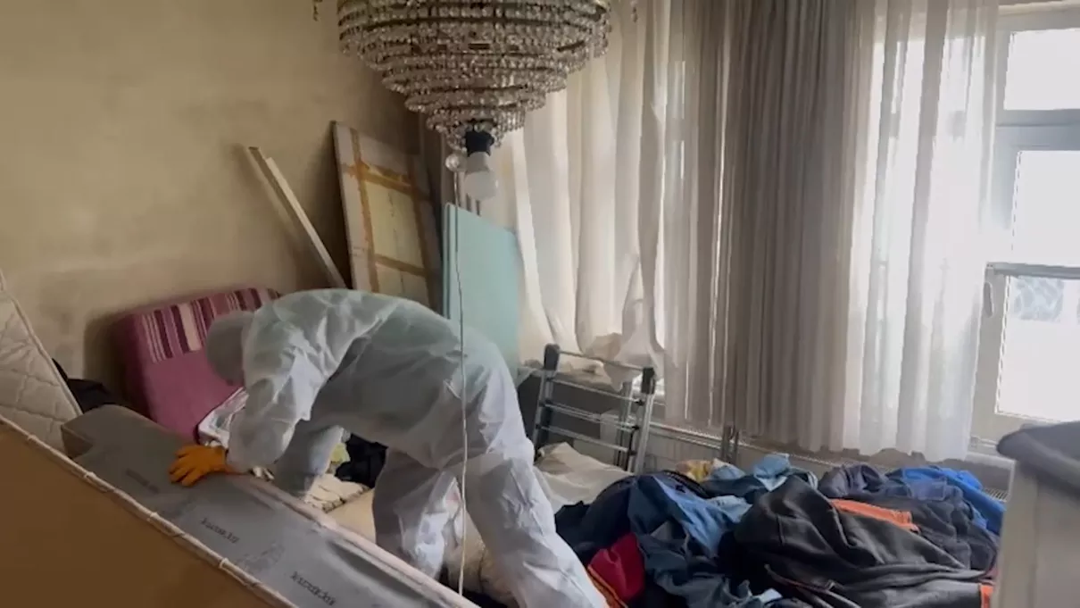 Beyoglu Cihangir De Kotu Koku Sikayetiyle Gir 2 20380777 Sd