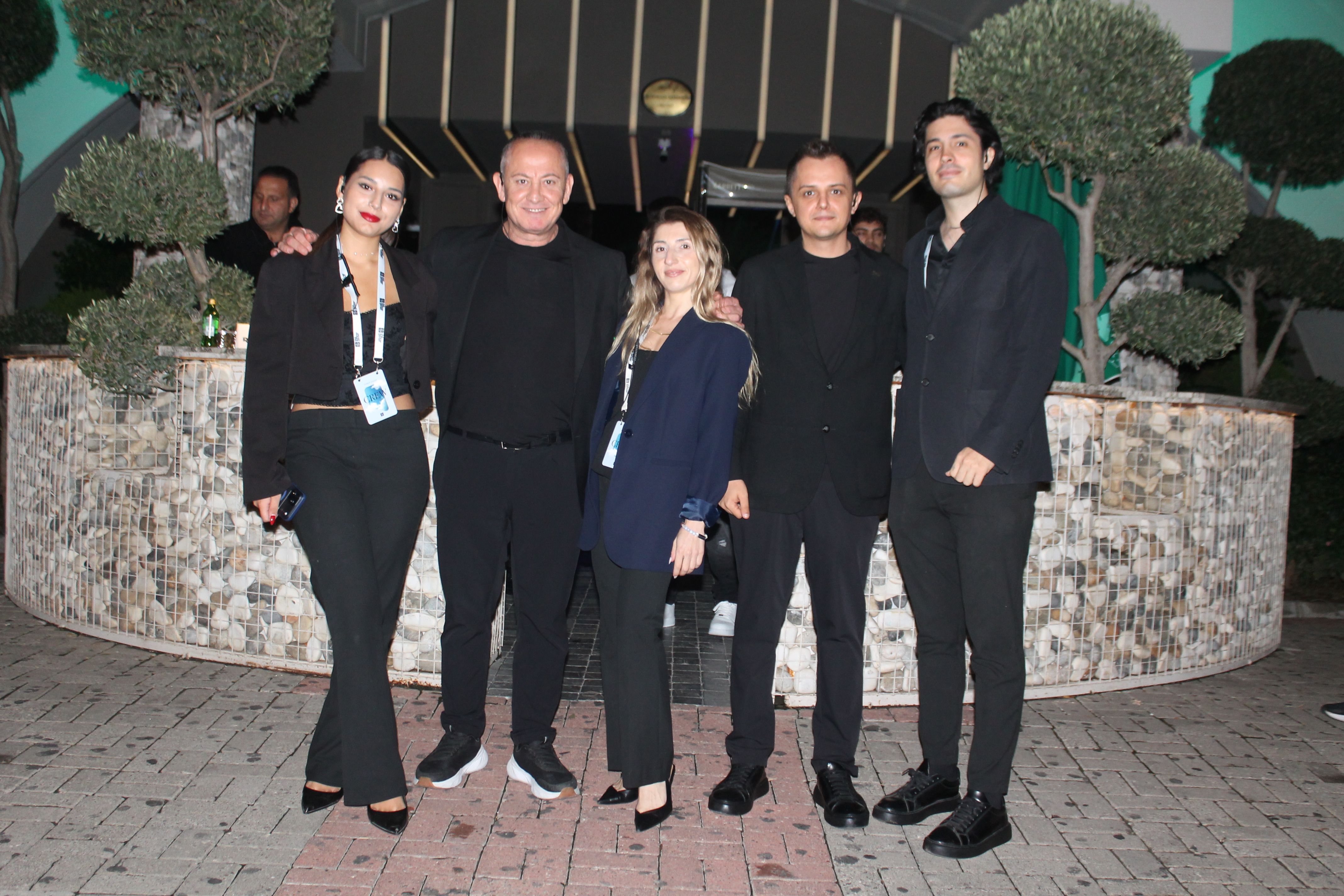 Derya Çakır, Erhan Başsav, Şule Tuncel, Ahmet Uyar, Ayberk Gökdemir