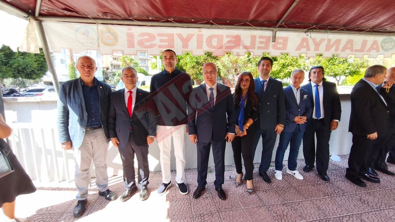 YENİ Parti heyeti ALTSO seçim alanında